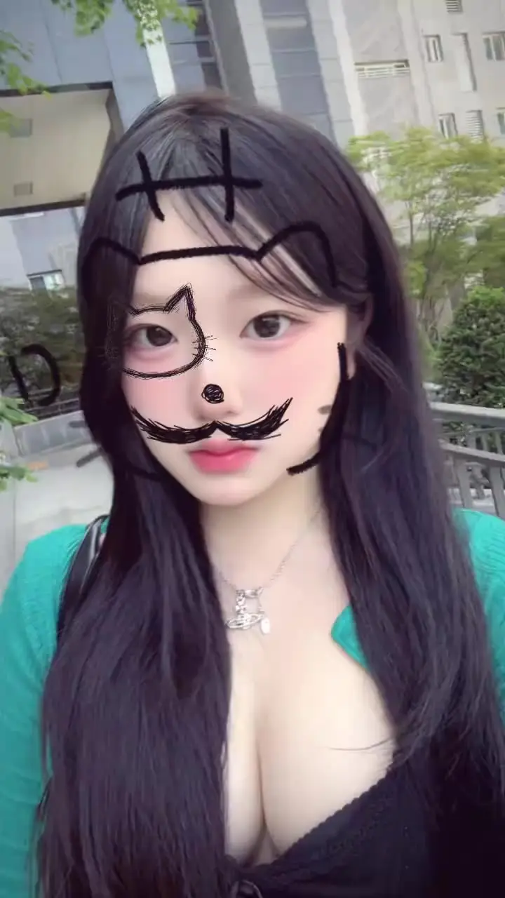 슴골 안쳐다보기 챌린지